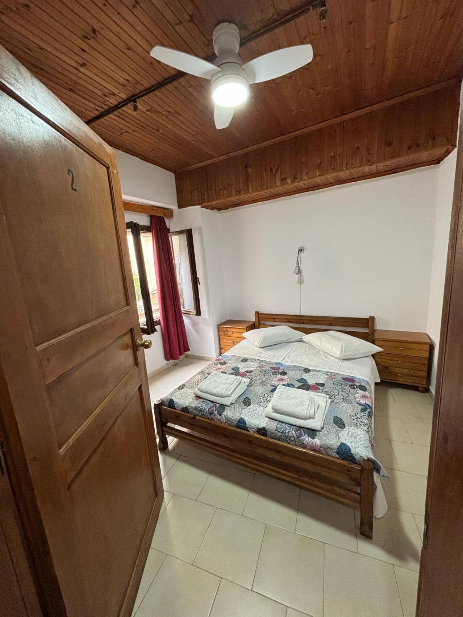 Stelios Rooms To Rent ハニア エクステリア 写真