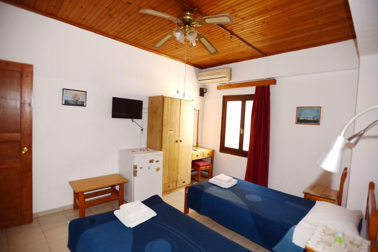 Stelios Rooms To Rent ハニア エクステリア 写真