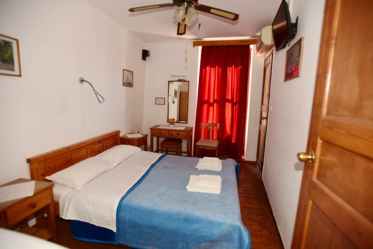 Stelios Rooms To Rent ハニア エクステリア 写真